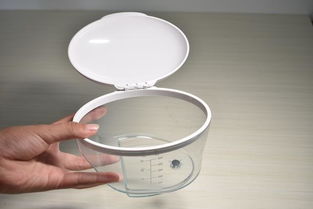 冲牙机搭配牙膏 牙齿清洁新方式，你试过了吗？